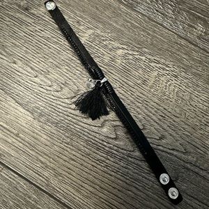 Tassel bracelet with rhinestone  black